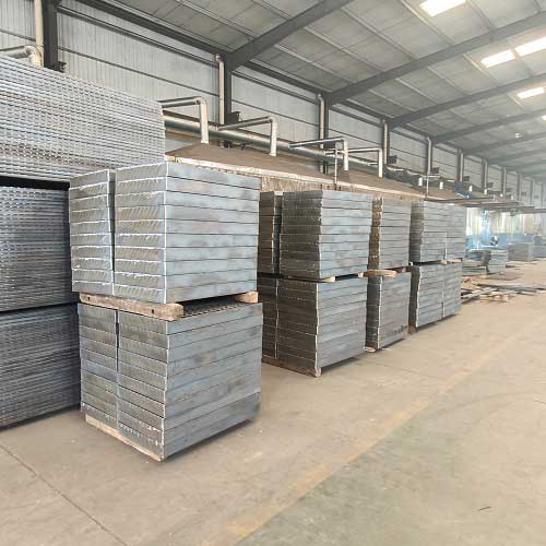 棧橋走廊鋼格板鋼格柵:打造持久耐用的基礎(chǔ)設(shè)施