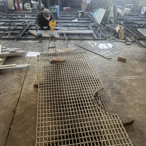 采購(gòu)鋼格板必問(wèn)的6個(gè)問(wèn)題，少問(wèn)一個(gè)都可能踩雷