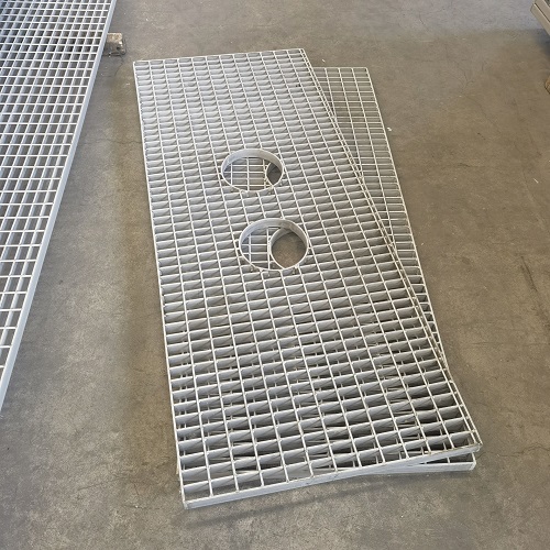 鋼格板表面處理方式對比：噴漆、鍍鋅、不銹鋼哪種更耐用？