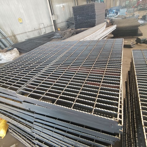 鋼格板重量計算指南：如何精準(zhǔn)估算采購成本？