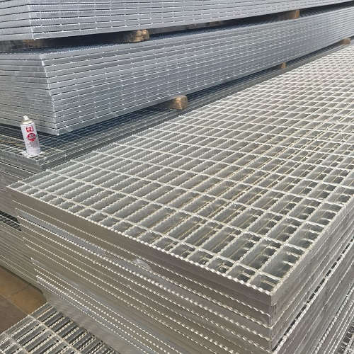 海上平臺防滑鋼格板：抗鹽霧腐蝕技術詳解！