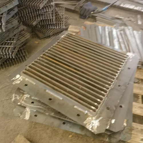 規(guī)格型號(hào)挑花眼？一文讀懂鋼格柵參數(shù)與適配場景