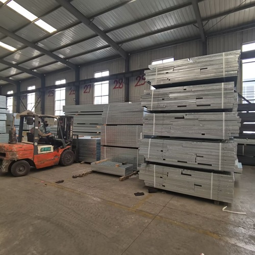 鋼格柵采購成本控制：單價(jià)、運(yùn)輸、安裝省錢妙招