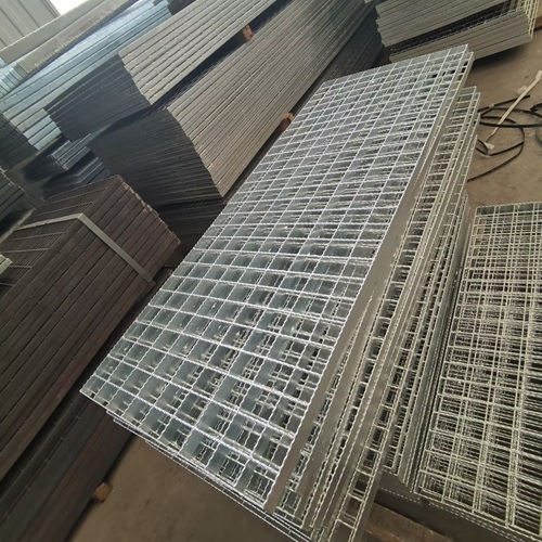 車庫鋼格柵系統(tǒng):立體空間與承重性能的完美平衡