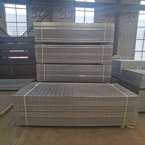 船舶甲板鋼格柵:海上環(huán)境防銹方案