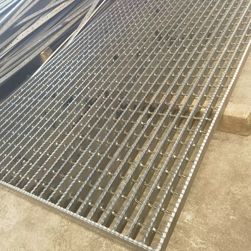 鋼格板怎么防滑更安全？看完你就明白了